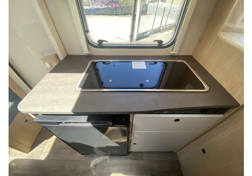 Low Profile Motorhome SUNLIGHT V60 en Sale Occasion
