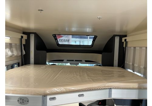 Low Profile Motorhome ROLLER TEAM Kronos Advance 267 TL en Sale Occasion