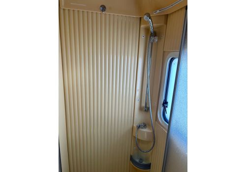 Low Profile Motorhome DETHLEFFS Globetrotter Esprit en Sale Occasion