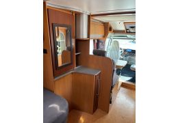 Low Profile Motorhome DETHLEFFS Globetrotter Esprit in Sale Occasion