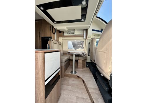 Camper Van DREAMER Camper Van XL Limited en Sale Occasion