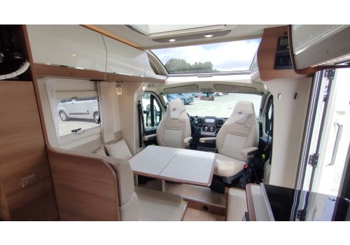 Low Profile Motorhome RAPIDO C 56 en Sale Occasion