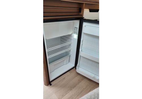 Low Profile Motorhome RAPIDO C 56 en Sale Occasion