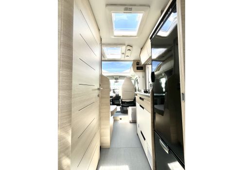 Low Profile Motorhome RAPIDO C50 en Sale Occasion
