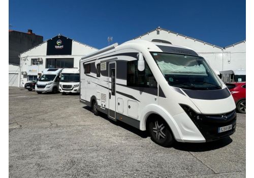Integral Motorhome MOBILVETTA Desing 8 K Yacht Tekno en Sale Occasion