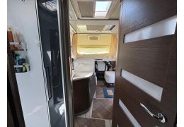 Integral Motorhome MOBILVETTA Desing 8 K Yacht Tekno in Sale Occasion