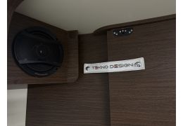 Integral Motorhome MOBILVETTA Desing 8 K Yacht Tekno in Sale Occasion