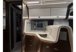 Integral Motorhome MOBILVETTA Desing 8 K Yacht Tekno in Sale Occasion