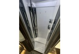 Integral Motorhome MOBILVETTA Desing 8 K Yacht Tekno in Sale Occasion