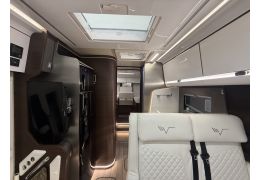 Integral Motorhome MOBILVETTA Desing 8 K Yacht Tekno in Sale Occasion