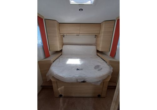 Low Profile Motorhome RAPIDO 696F en Sale Occasion