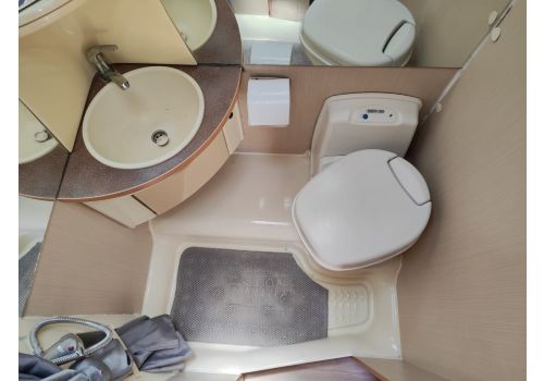 Low Profile Motorhome CHALLENGER Genesis 40 en Sale Occasion