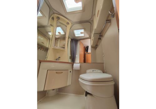 Low Profile Motorhome CHALLENGER Genesis 40 en Sale Occasion