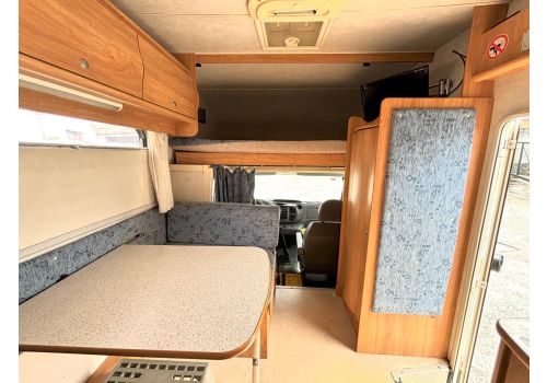 Capuchina Motorhome RIMOR T350 en Sale Occasion