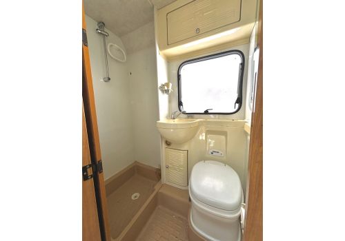 Capuchina Motorhome RIMOR T350 en Sale Occasion