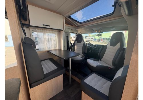 Low Profile Motorhome SUNLIGHT V60 en Sale Occasion