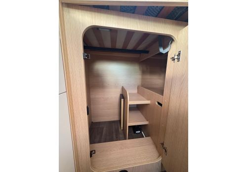 Low Profile Motorhome SUNLIGHT V60 en Sale Occasion