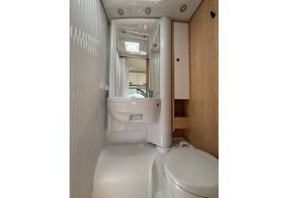 Low Profile Motorhome SUNLIGHT V60 in Rent