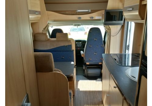 Capuchina Motorhome SUNLIGHT A-68 en Sale Occasion