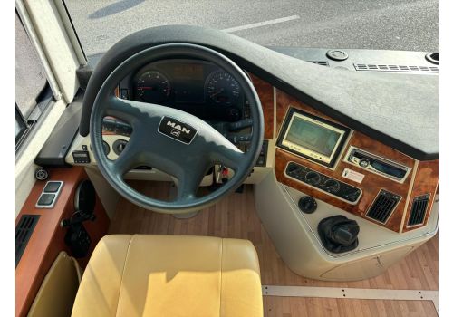 Integral Motorhome CONCORDE Liner 990 M en Sale Occasion
