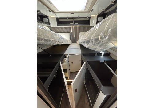 Low Profile Motorhome MOBILVETTA Kea Kompakt 64 en Rent