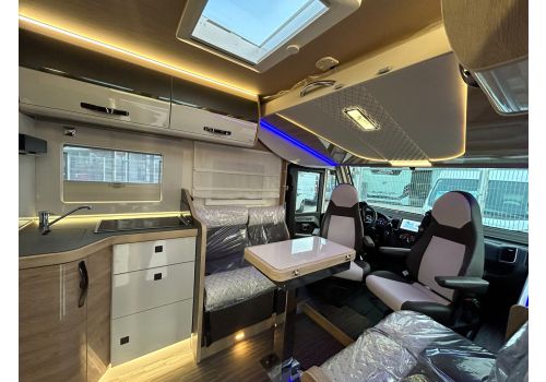 Integral Motorhome MOBILVETTA Kea I 90 en Sale Occasion