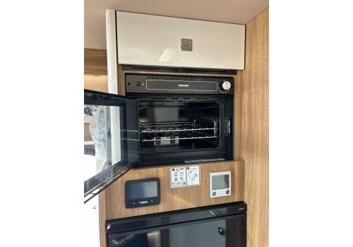 Integral Motorhome MOBILVETTA K-Yatch Tekno Line 90 en Sale Occasion