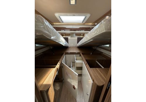 Integral Motorhome MOBILVETTA K-Yatch Tekno Line 86 en Catalog