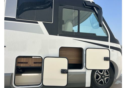Integral Motorhome MOBILVETTA K-Yatch Tekno Line 86 en Catalog