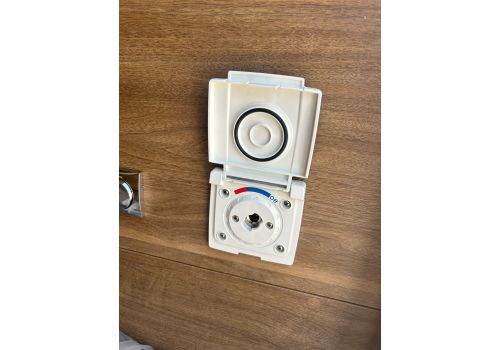 Integral Motorhome MOBILVETTA K-Yatch Tekno Line 86 en Catalog