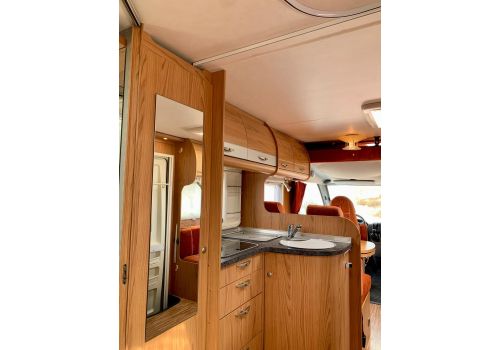 Integral Motorhome BURSTNER Aviano I 684 en Sale Occasion