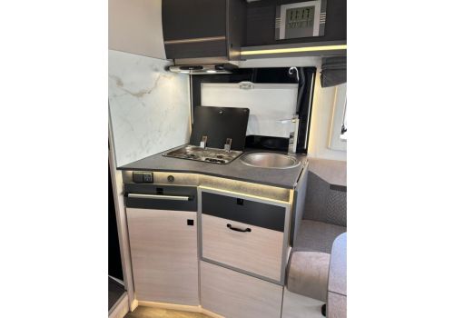Low Profile Motorhome CHALLENGER 328 Premium en Sale Occasion