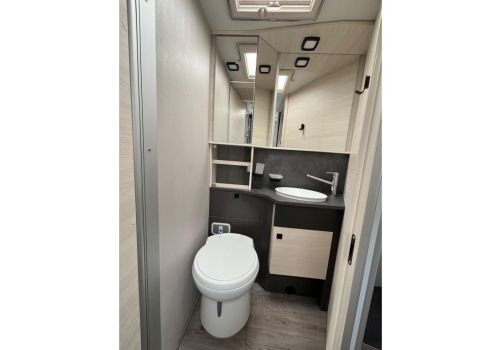 Low Profile Motorhome CHALLENGER 328 Premium en Sale Occasion