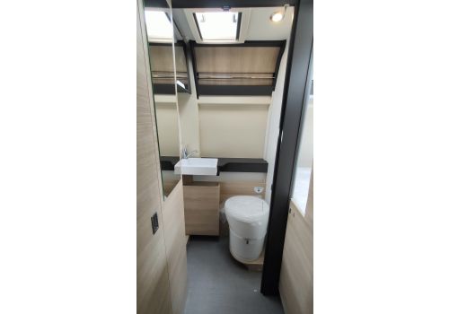 Camper Van DREAMER D55 FUN en Sale Occasion
