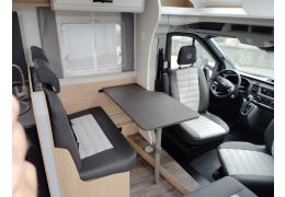 Low Profile Motorhome SUNLIGHT T690L in Rent