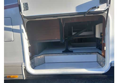 Integral Motorhome CARTHAGO Chic c-line 5.9 XL LE en Catalog