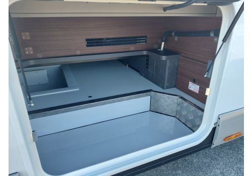Integral Motorhome CARTHAGO Chic c-line 5.9 XL LE en Catalog