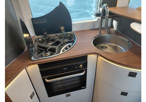 Integral Motorhome CARTHAGO Chic c-line 5.9 XL LE en Catalog