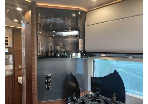 Integral Motorhome CARTHAGO Chic c-line 5.9 XL LE en Catalog