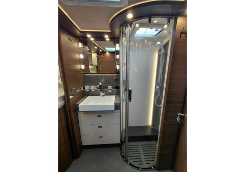 Integral Motorhome CARTHAGO Chic c-line 5.9 XL LE en Catalog