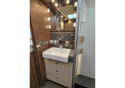 Integral Motorhome CARTHAGO Chic c-line 5.9 XL LE en Catalog