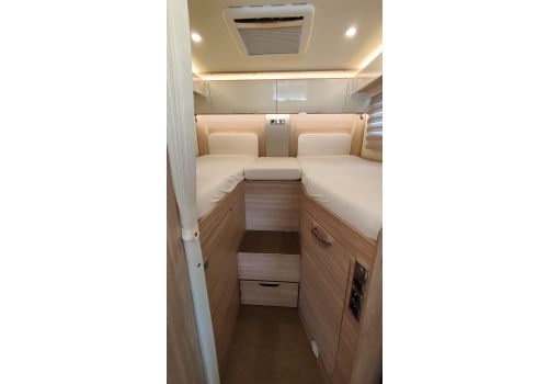 Integral Motorhome BURSTNER Ixeo I 690 en Sale Occasion