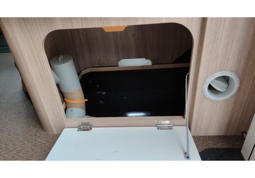 Integral Motorhome BURSTNER Ixeo I 690 en Sale Occasion