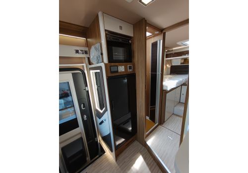 Integral Motorhome MOBILVETTA K-Yacht Tekno Line 86 en Sale Occasion
