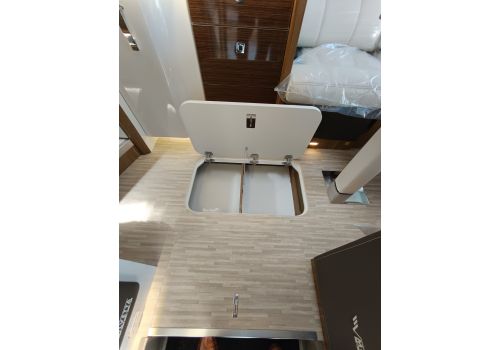 Integral Motorhome MOBILVETTA K-Yacht Tekno Line 86 en Sale Occasion