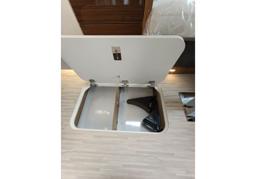 Integral Motorhome MOBILVETTA K-Yacht Tekno Line 90 en Sale Occasion
