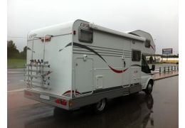 Capuchina Motorhome CARADO A-241 en Sale Occasion