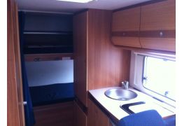 Capuchina Motorhome CARADO A-241 en Sale Occasion