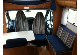 Capuchina Motorhome CARADO A-241 en Sale Occasion