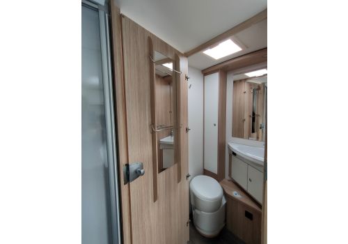 Capuchina Motorhome SUNLIGHT I69L en Sale Occasion